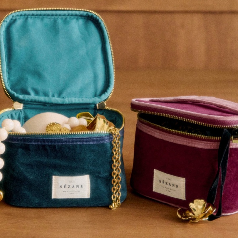Sézane Velvet Cosmetic Bag in Pink and Burgundy